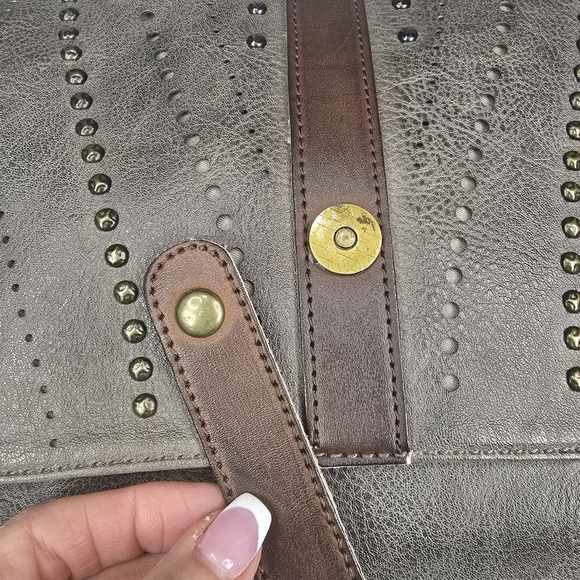 Moda Luxe The Kimberly Vegan Leather Crossbody Bag - Picture 12 of 16